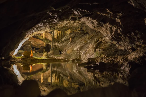 St. Beatus mağaralar — Stok fotoğraf