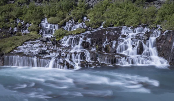 Hraunfossar-Wasserfall — Stockfoto
