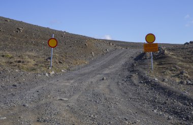 Closed F26 road