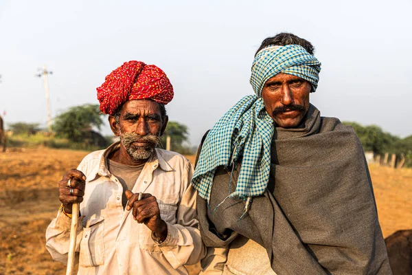 Porträt Zweier Rauchender Männer Beim Kamelfest Pushkar — Stockfoto