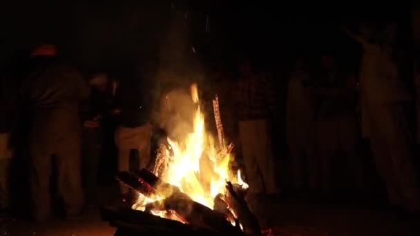 Januar 2021 Delhi Indiafarmer Feiern Lohri Der Grenze Tikri Sie — Stockvideo