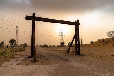 Rajasthan 'ın kum tepelerinde fırtına.