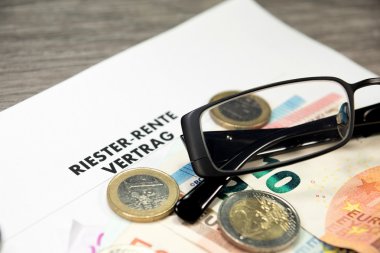 Almanya'da özel emeklilik için bir sözleşme