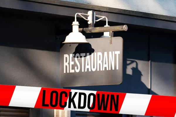 レストランと警戒テープのロックダウン — ストック写真