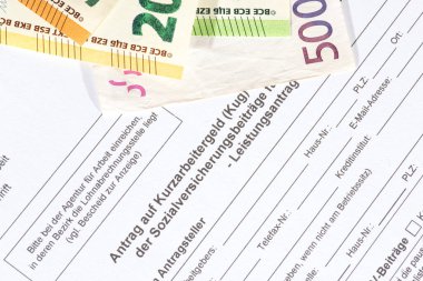 Koronavirüs salgını nedeniyle Euro banknotları ve kısa süreli iş yardımı başvurusu