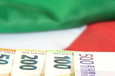 İtalya ve Avrupa banknotları bayrağı