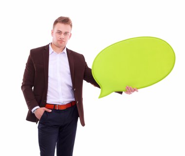 Adam beyaz boş konuşma balonu ile metin için yer tutan