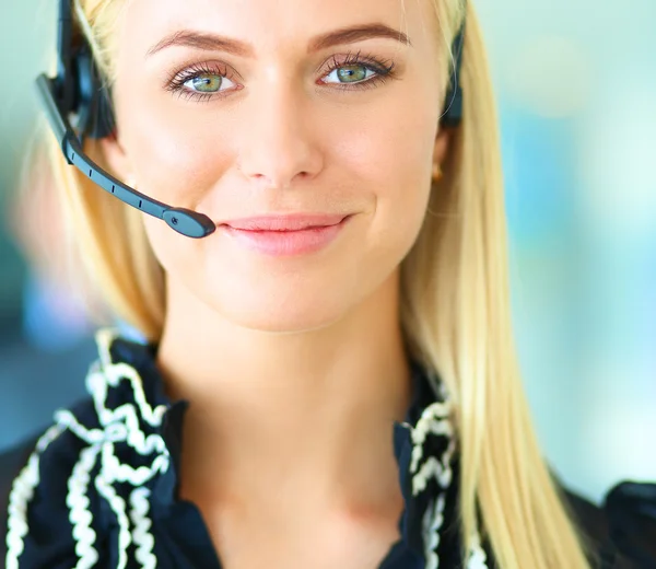 Retrato del operador de telefonía de soporte con los auriculares —  Fotos de Stock