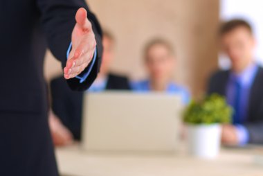 Bir iş tokalaşmasının kapanışı