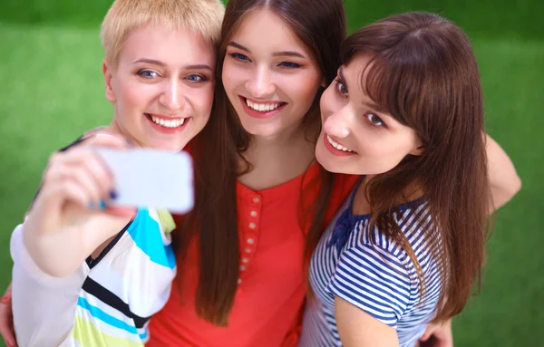 Portrét tří mladých žen, dohromady — Stock fotografie