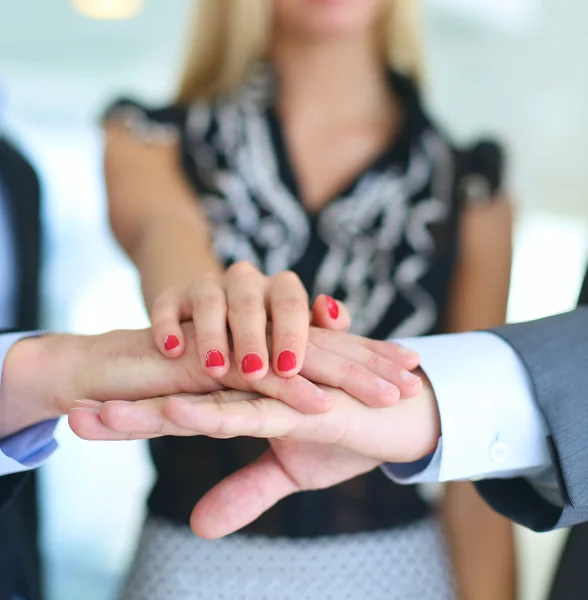 Businesswoman Shaking Hands In Office — Stock Photo, Image