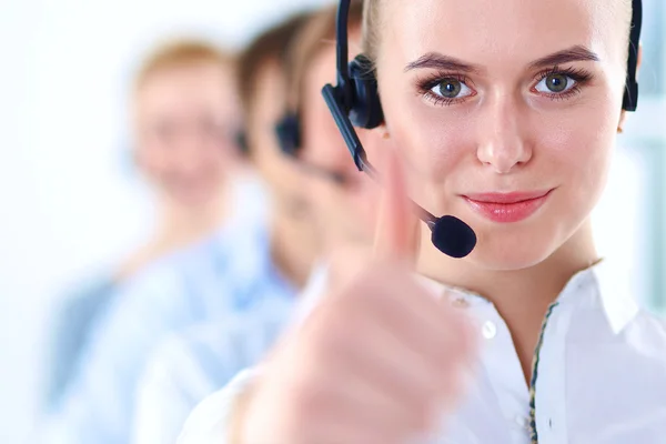 Çağrı merkezindeki çekici genç iş adamları ve meslektaşları