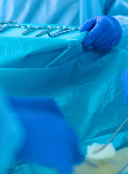 Surgery team in the operating room — Stock Photo, Image