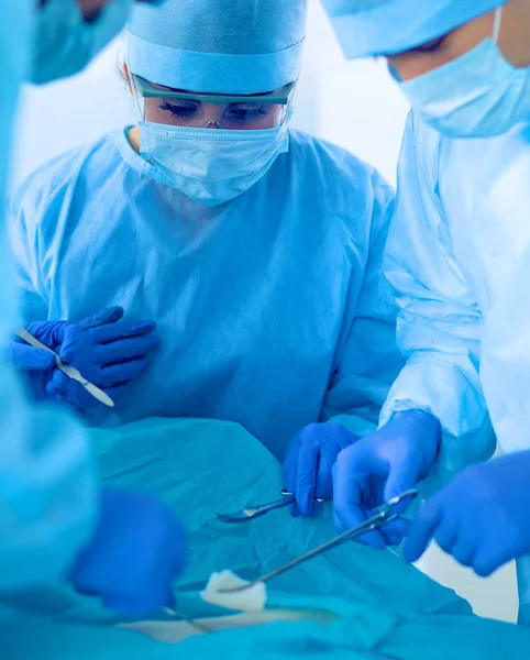 Chirurgie team in de operatiekamer — Stockfoto