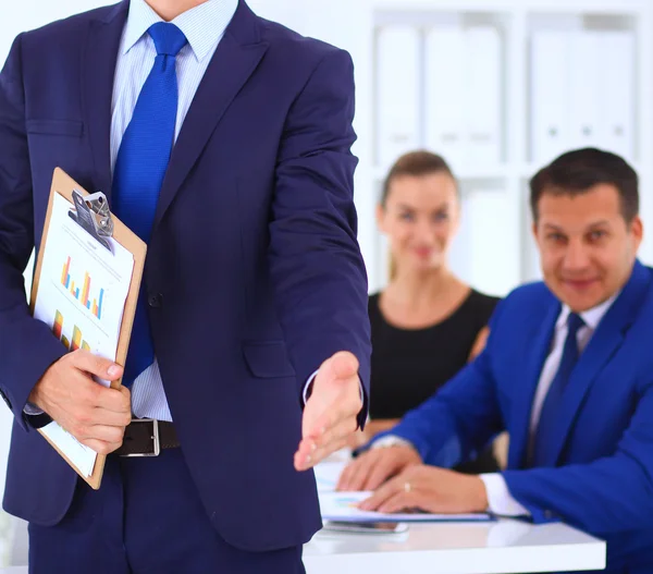 Großaufnahme eines geschäftlichen Händedrucks — Stockfoto