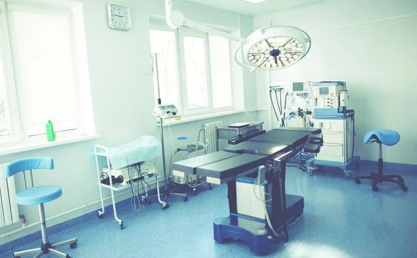 Modern klinikteki ameliyathane. — Stok fotoğraf