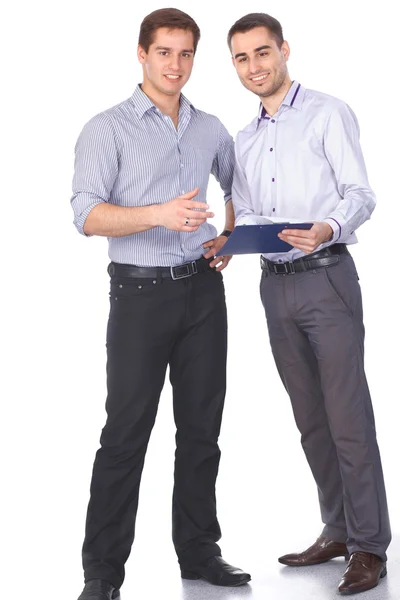 Dos hombres de negocios con carpeta de contrato aislados en blanco —  Fotos de Stock