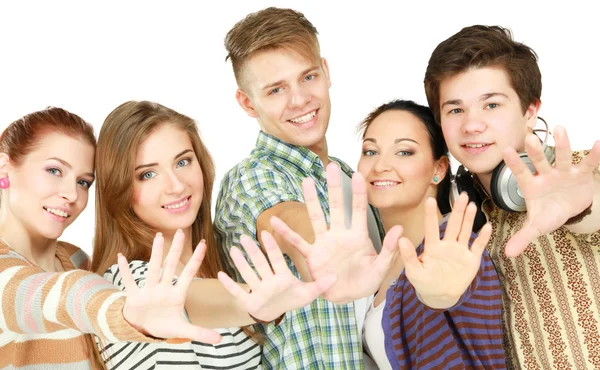 Grote groep van lachende vrienden permanent samen geïsoleerd op wh — Stockfoto