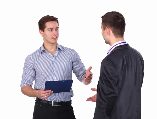 Joven dos hombres de pie con carpeta, aislado sobre fondo blanco — Foto de Stock