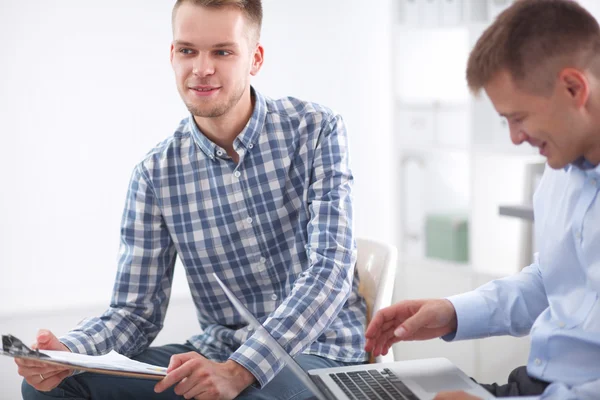 Business people talking on meeting at office — Stock Photo, Image