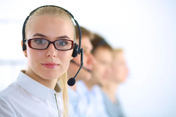 Attraktive junge Unternehmer und Kollegen in einem Call-Center-Büro — Stockfoto