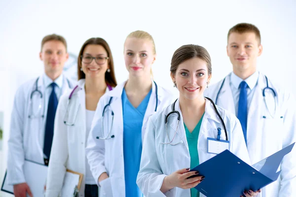 Portrait of group of smiling hospital colleagues standing together — Stock Photo, Image