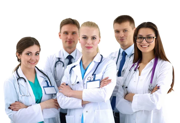 Portrait d'un groupe de collègues souriants de l'hôpital debout ensemble — Photo