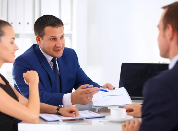 Business team discussing their project — Stock Photo, Image