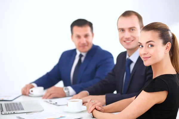 Equipo de negocios discutiendo su proyecto —  Fotos de Stock