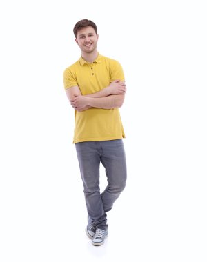 Beyaz arka planda izole edilmiş genç bir adamın portresi