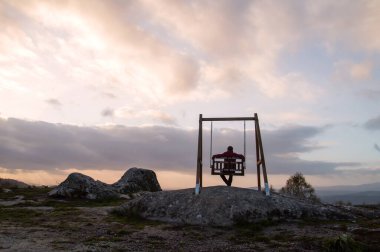 Ribeira Sacra 'nın manzarasıyla sallan. 