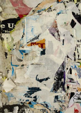 Duvar kağıtlarının dinlendiği eski ilan tahtası, grunge arkaplan veya doku