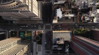 Manhatta 'daki Finansal Bölge' nin yukarıdan görünüşü, modern gökdelenler ve geleneksel mimari arasındaki zıtlığı vurguluyor.