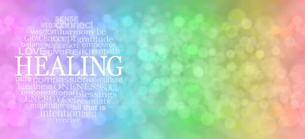 заголовок сайта боке - круглое исцеляющее слово "облако" на розовом сине-зеленом желтом фоне боке с копировальным пространством для сообщений                       