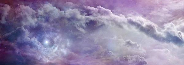 Okouzlující Romantické Purple Pink Sky Scape Zpráva Banner Široký Cloudscape — Stock fotografie