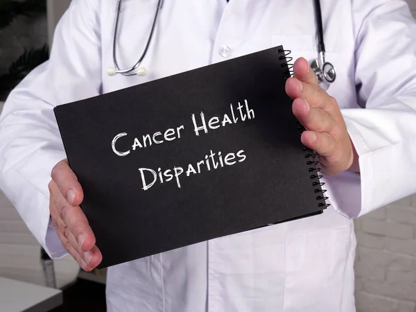 Conceito Médico Sobre Disparidades Saúde Câncer Com Frase Página — Fotografia de Stock