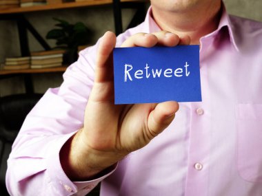 Retweet 'le ilgili maddi konsept.