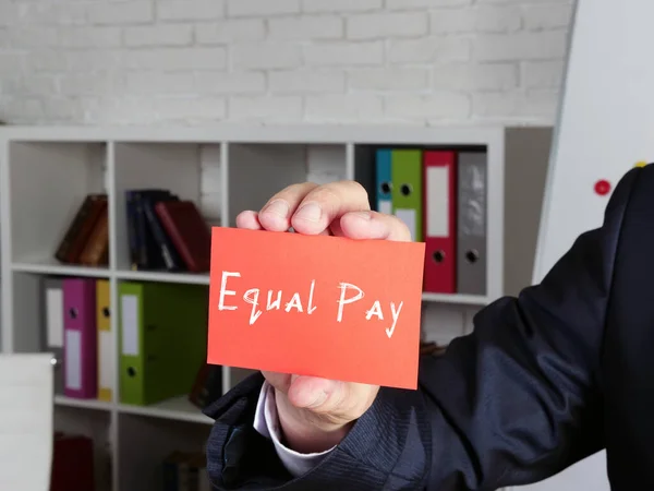 Inscripción Equal Pay Pedazo Papel —  Fotos de Stock