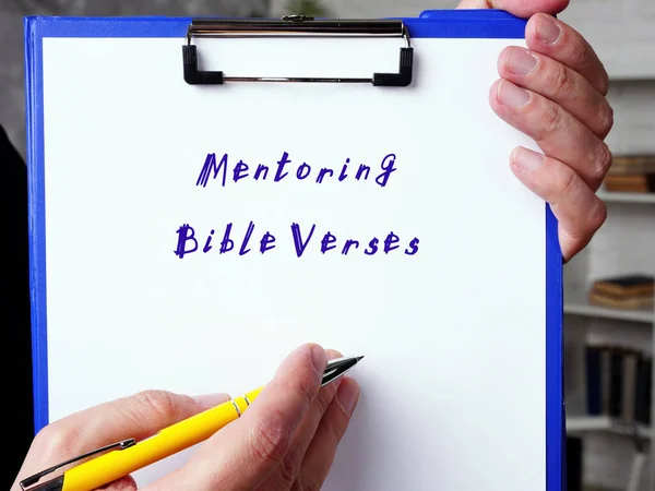 Koncepcja Biznesowa Oznaczająca Mentoring Bible Verses Sign Piece Paper — Zdjęcie stockowe