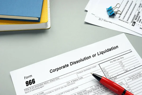 Concepto Negocio Sobre Formulario 966 Disolución Corporativa Liquidación Con Frase — Foto de Stock