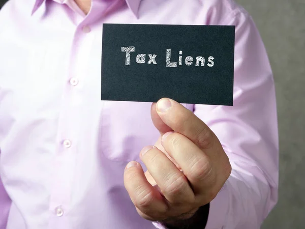 Gerechtelijk Concept Betekent Tax Liens Met Teken Pagina — Stockfoto