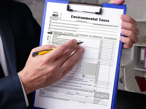 Formular 6627 Umweltsteuern Aufschrift Auf Dem Blatt — Stockfoto