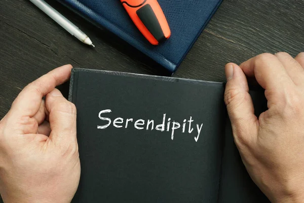 Serendipity Zeichen Auf Der Seite — Stockfoto