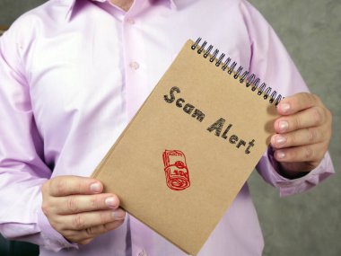 İş konsepti: Dolandırıcılık Alarmı 8