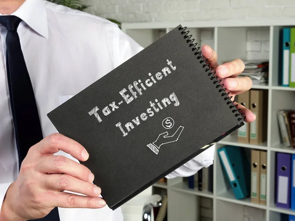 Conceito Negócio Que Significa Eficiência Fiscal Investir Com Frase Página — Fotografia de Stock