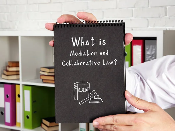 Juristisches Konzept Für Mediation Und Collaborative Law Mit Beschriftung Auf — Stockfoto