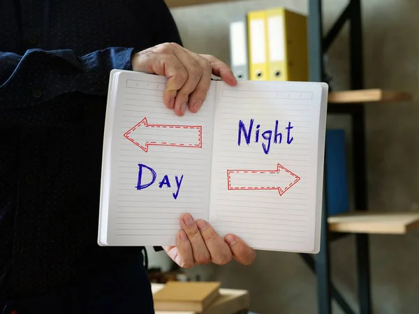 Direction Way Day Night Contrast Concept — Foto de Stock