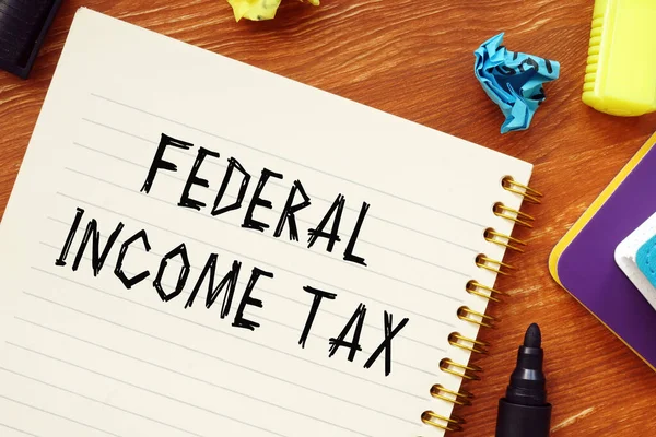 Bedrijfsconcept Federal Income Tax Vraagtekens Met Teken Het Blad — Stockfoto