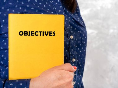  Sayfadaki OBJECTIVES ifadesi.