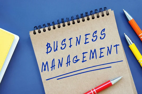 Concept Financier Signifiant Business Management Avec Phrase Sur Page — Photo